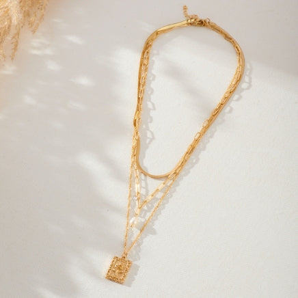 Pearl Multilayered Necklace